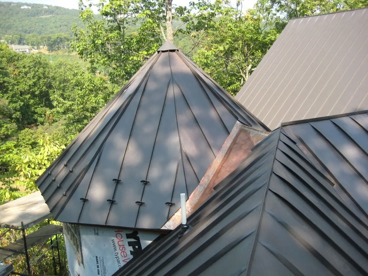 Professional Roof Tarp Installation by Craftsman Roofing in Germantown